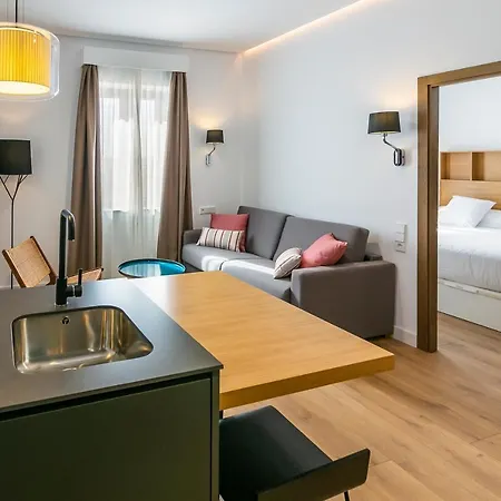 Lägenhetshotell Aquitania 3*